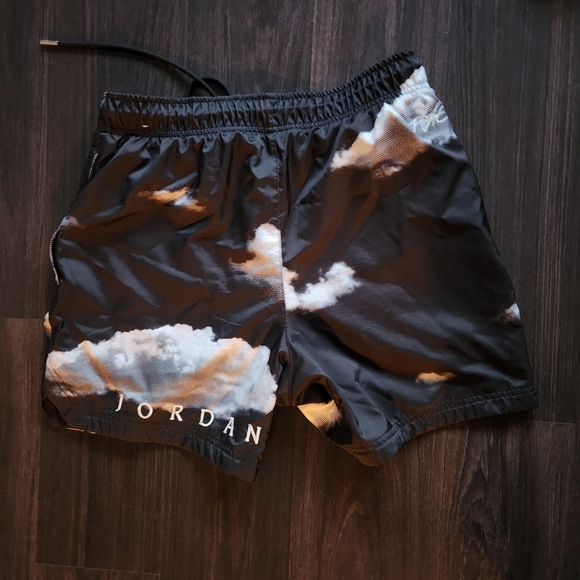 new cloud jordan shorts - Picture 2 of 2